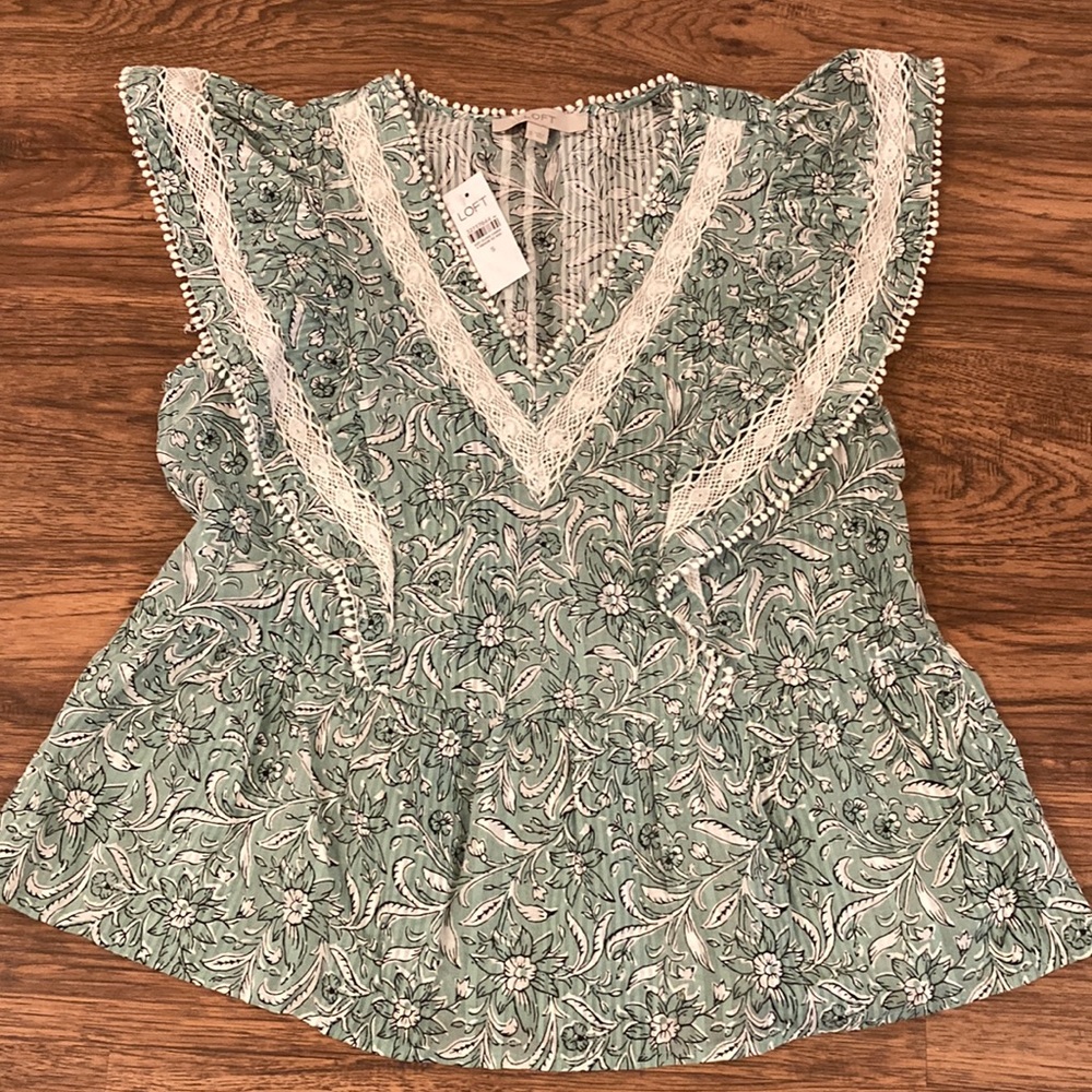 NWT LOFT size S